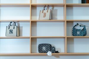 Leather Handbag Manufacturers